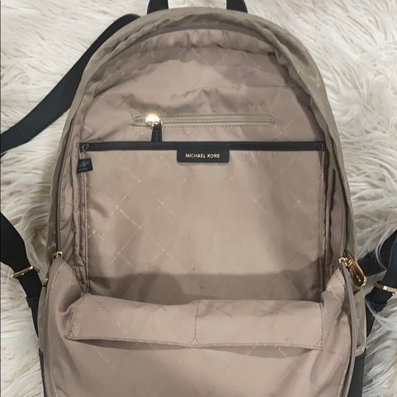 between sizes backpack osprey women's Tempest 22L Lightweight Hiking Backpack, Black OS stationary For the perfect womens Plastic Tackle Box Trays Strength:520Lb 100Ft